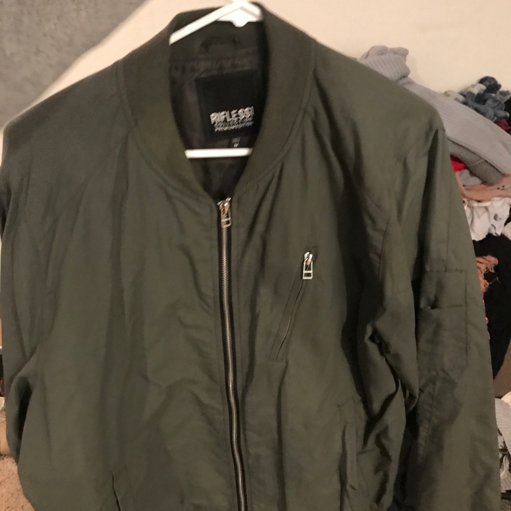 Bomber jacket - Picture 2 of 4